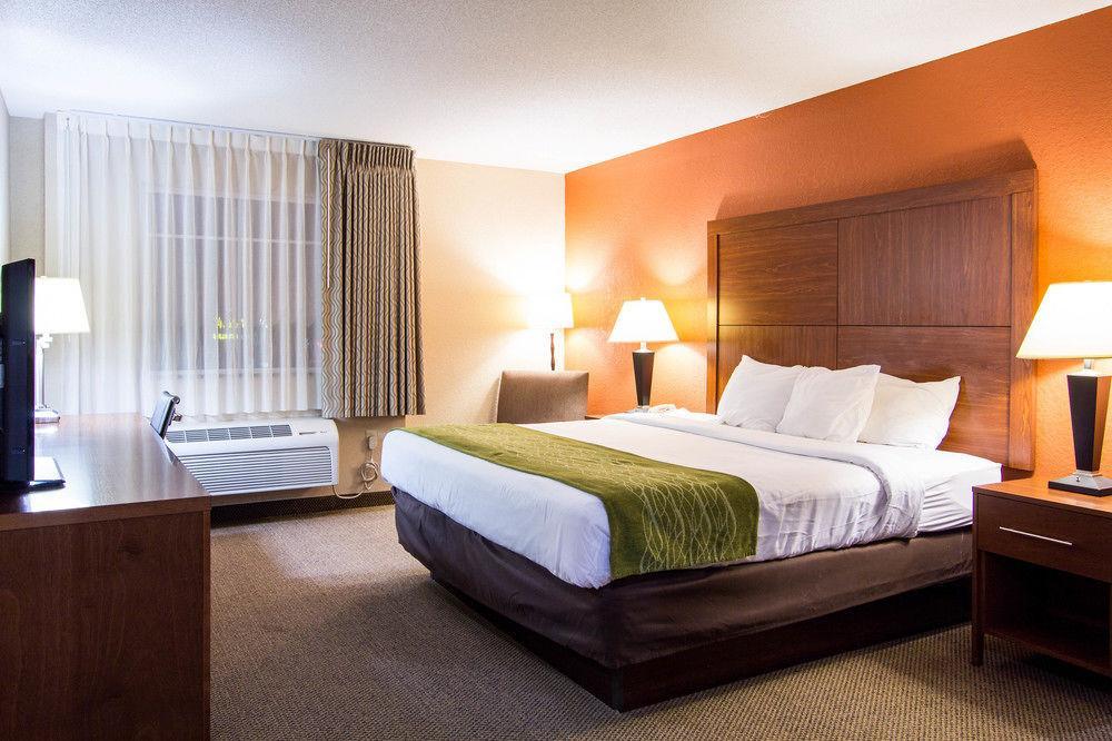 Comfort Inn & Suites Airport Convention Center Север Чарлстон Экстерьер фото