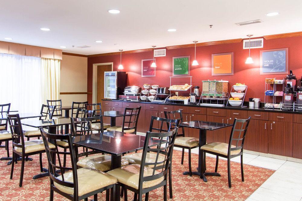 Comfort Inn & Suites Airport Convention Center Север Чарлстон Экстерьер фото
