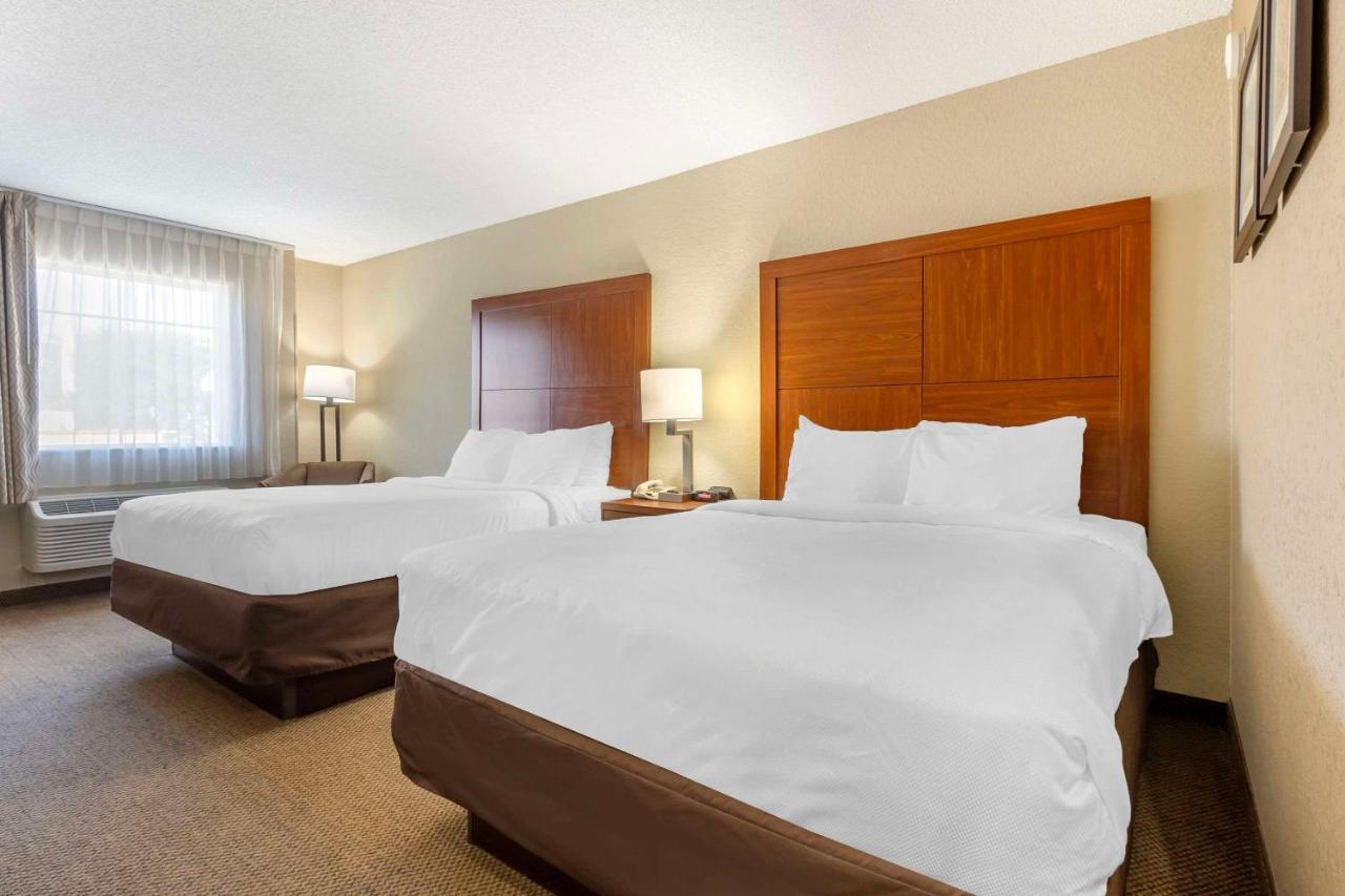 Comfort Inn & Suites Airport Convention Center Север Чарлстон Экстерьер фото