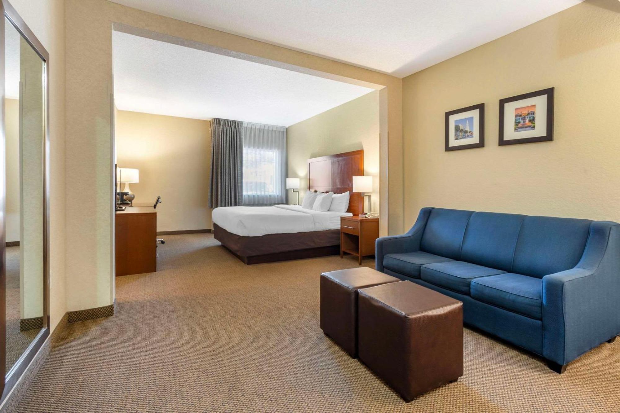 Comfort Inn & Suites Airport Convention Center Север Чарлстон Экстерьер фото