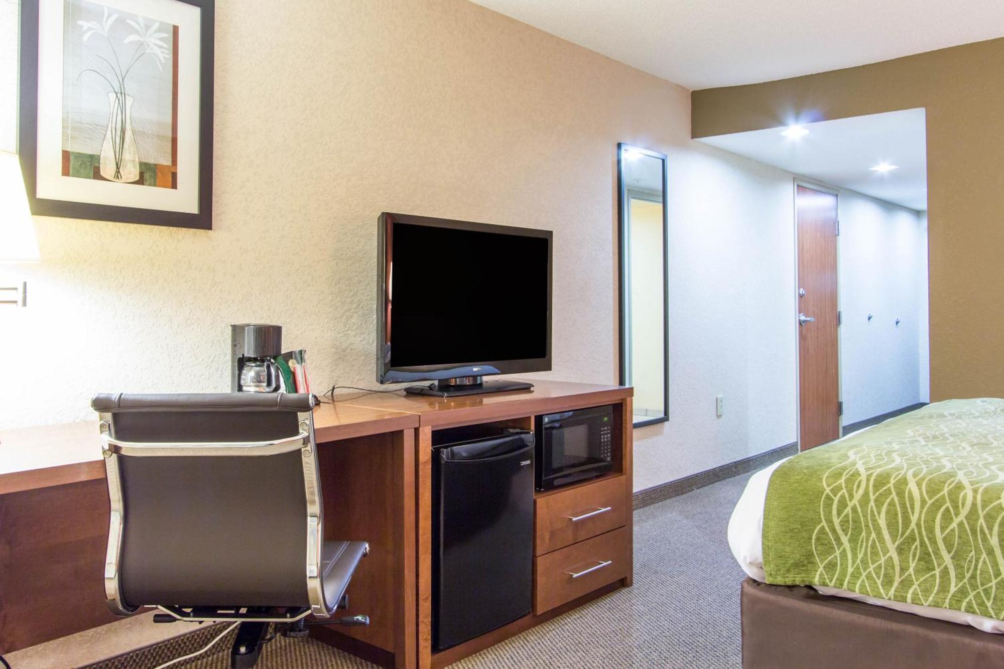 Comfort Inn & Suites Airport Convention Center Север Чарлстон Экстерьер фото
