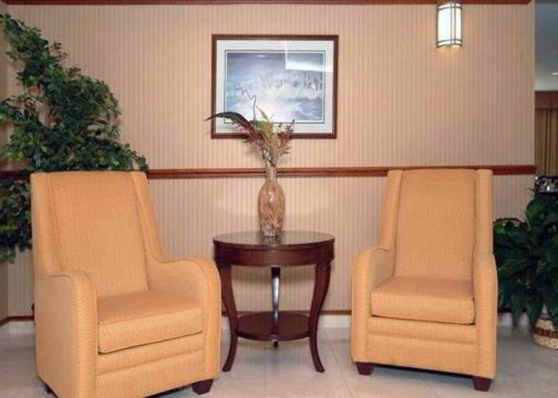 Comfort Inn & Suites Airport Convention Center Север Чарлстон Экстерьер фото